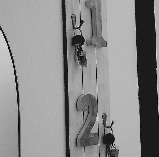 Oda ve Kahvaltı Montevecchi13 3*