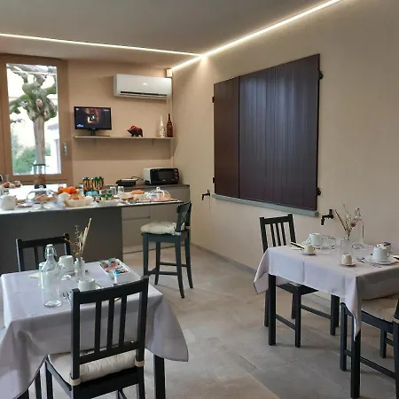 Montevecchi13 Bed and Breakfast